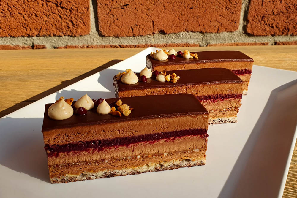 Milas Patisserie | Torten & Desserts | Siegburg